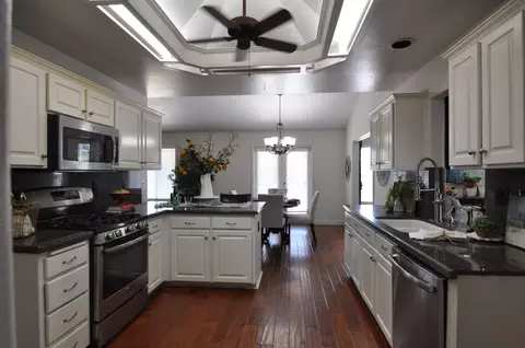 672 N Harvard Ave, Clovis, CA 93611 photo 21