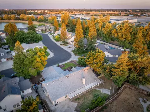 672 N Harvard Ave, Clovis, CA 93611 photo 54