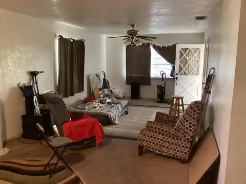 516 P St, Sanger, CA 93657 photo 3