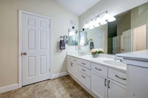 792 Filbert Ave, Clovis, CA 93611 photo 32
