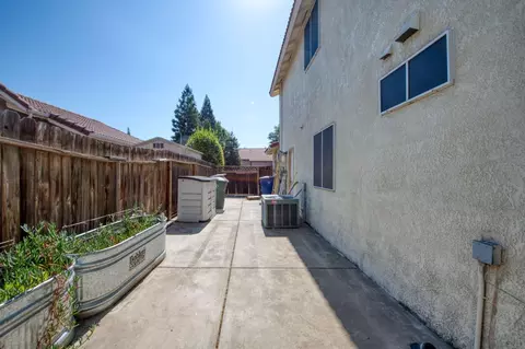 792 Filbert Ave, Clovis, CA 93611 photo 44
