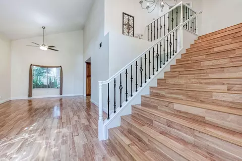 792 Filbert Ave, Clovis, CA 93611 photo 4