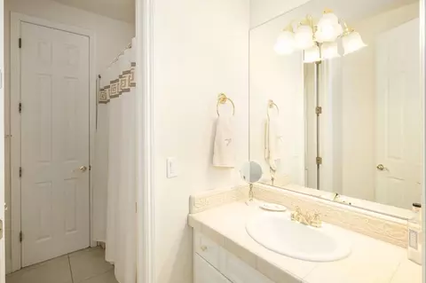 79 W Powers Ave, Clovis, CA 93619 photo 25