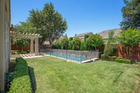 79 W Powers Ave, Clovis, CA 93619 photo 29
