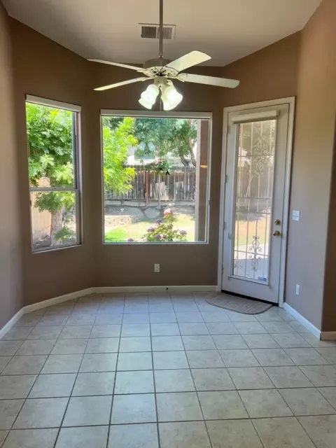 2909 Swift Ave, Clovis, CA 93611 photo 8