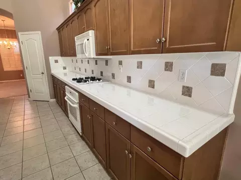 2909 Swift Ave, Clovis, CA 93611 photo 10
