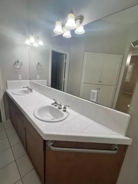 2909 Swift Ave, Clovis, CA 93611 photo 18