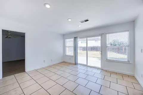 1219 Daybreak Dr, Merced, CA 95348 photo 9
