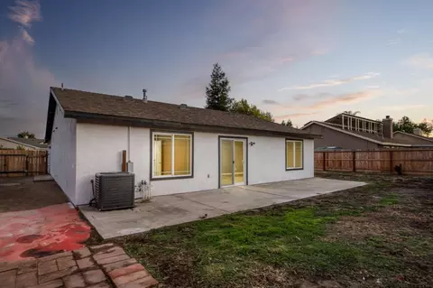 2859 Pontiac Ave, Clovis, CA 93611 photo 7
