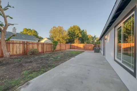 2859 Pontiac Ave, Clovis, CA 93611 photo 38