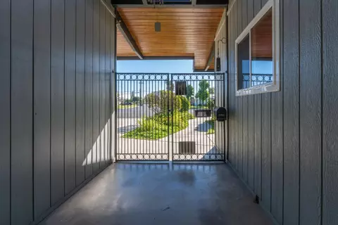 130 N Park Dr, Madera, CA 93637 photo 33