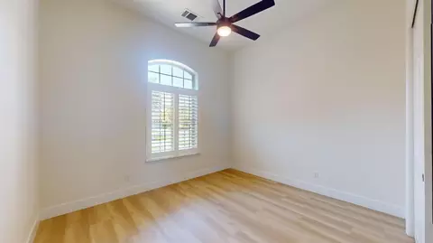 439 W Loyola Ave, Clovis, CA 93619 photo 15