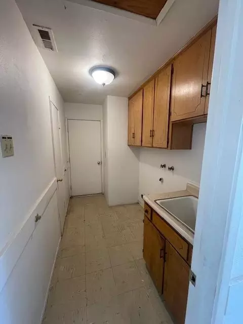 600 S D Street St, Madera, CA 93638 photo 6