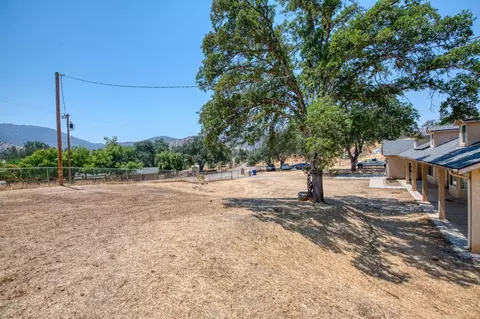 6980 Chaparral Dr, Sanger, CA 93657 photo 8