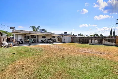 300 E D St, Lemoore, CA 93245 photo 21