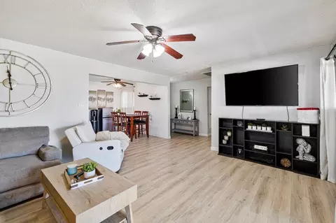 300 E D St, Lemoore, CA 93245 photo 7