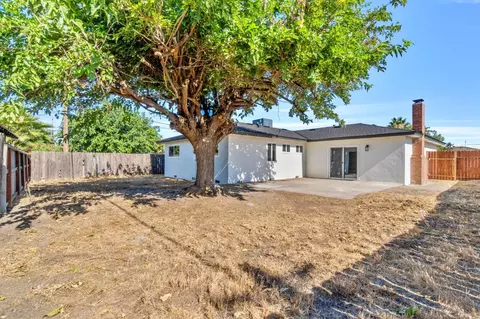 934 W Alamos Ave, Clovis, CA 93612 photo 24