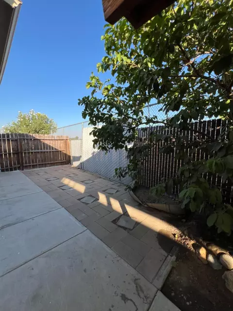 468 Manzana Ct, Madera, CA 93638 photo 15