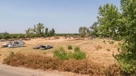 561 N Oliver Ave, Sanger, CA 93657 photo 7