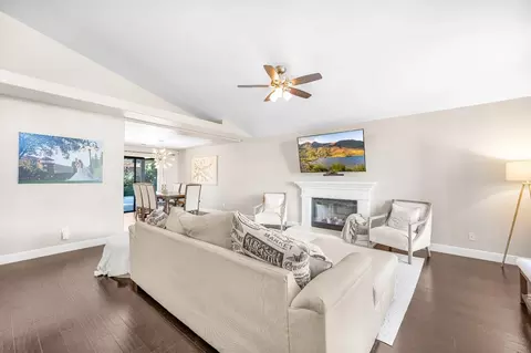 1424 Fallbrook Ave, Clovis, CA 93611 photo 6