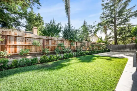1424 Fallbrook Ave, Clovis, CA 93611 photo 29