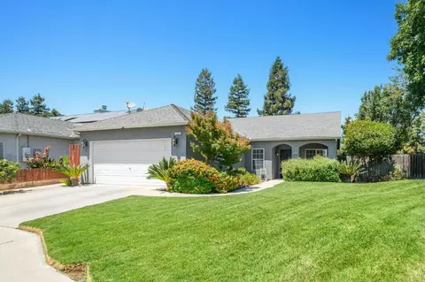 221 W Chennault Ave, Clovis, CA 93611 photo 1
