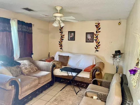 850 Sequoia Ave, Sanger, CA 93657 photo 5