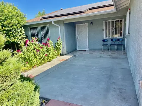 850 Sequoia Ave, Sanger, CA 93657 photo 3