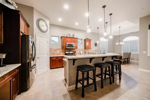 295 Double Tree Ct, Madera, CA 93637 photo 10