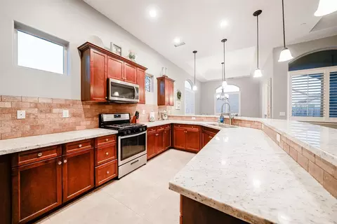 295 Double Tree Ct, Madera, CA 93637 photo 16