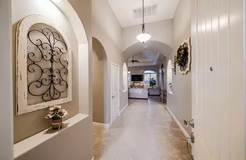 295 Double Tree Ct, Madera, CA 93637 photo 6