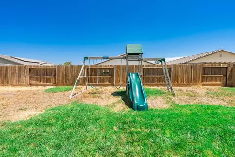 626 Melbourne Way, Lemoore, CA 93245 photo 25