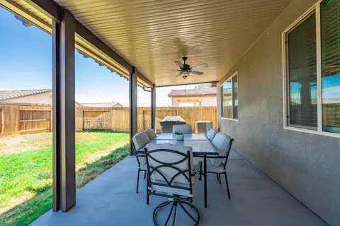 626 Melbourne Way, Lemoore, CA 93245 photo 24