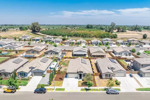 626 Melbourne Way, Lemoore, CA 93245 photo 30