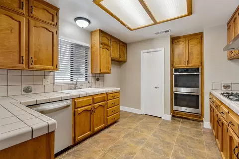 17647 Fairfield Dr, Madera, CA 93638 photo 11
