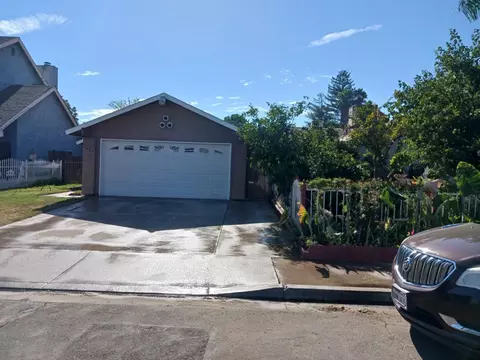 3453 Mitchell Ave, Selma, CA 93662 photo 2