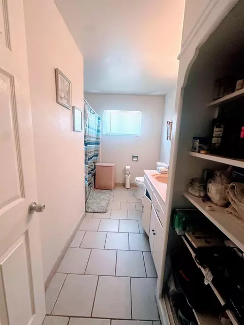 1319 E Yosemite Ave, Madera, CA 93638 photo 10