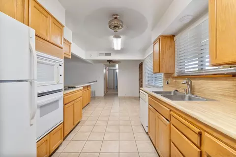 117 Hilton St, Madera, CA 93637 photo 7