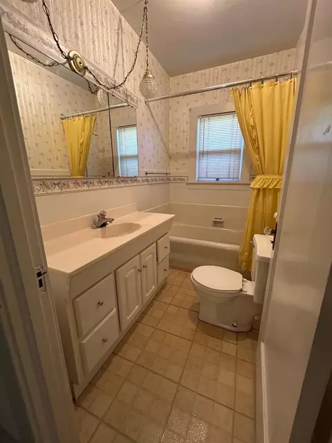 116 S L St, Madera, CA 93637 photo 9