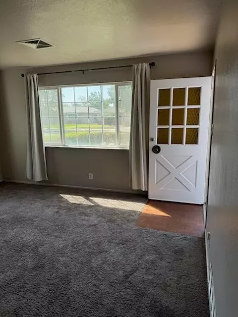 3166 Erie Ave, Merced, CA 95340 photo 2
