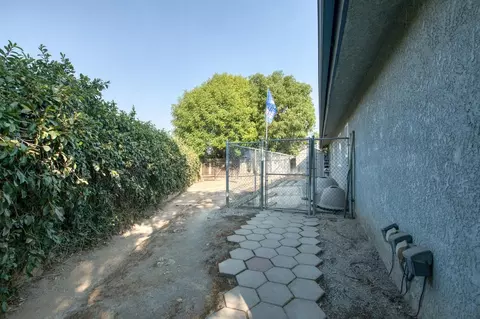 396 N Duke Ave, Clovis, CA 93612 photo 6