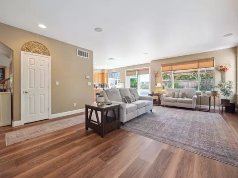 902 Moro Ct, Gilroy, CA 95020 photo 16