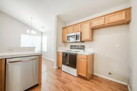 2196 Williams Ave, Clovis, CA 93611 photo 12