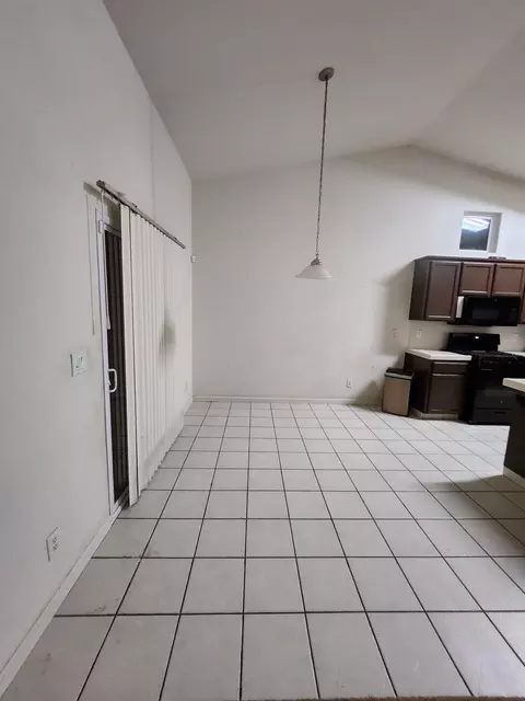 3562 Point Sur Dr, Madera, CA 93637 photo 5