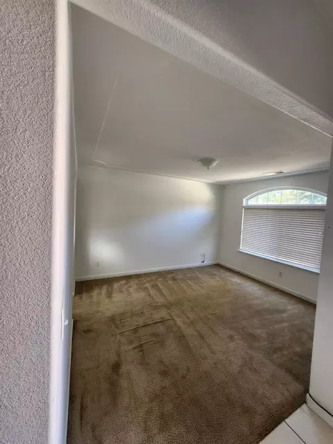 3562 Point Sur Dr, Madera, CA 93637 photo 9