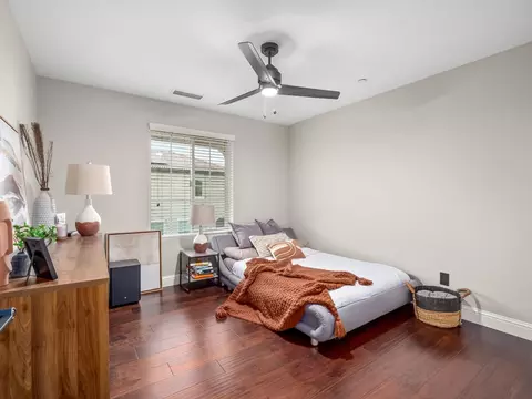 6161 E Bibi Dr, Fresno, CA 93727 photo 18