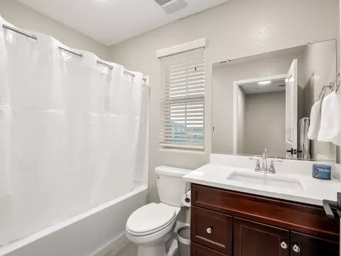6161 E Bibi Dr, Fresno, CA 93727 photo 19