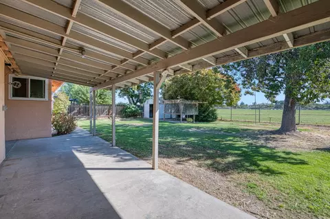 705 Willis Ave, Madera, CA 93637 photo 16