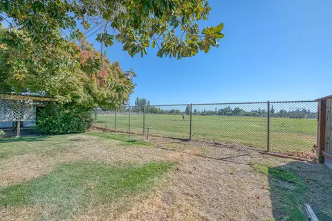705 Willis Ave, Madera, CA 93637 photo 19