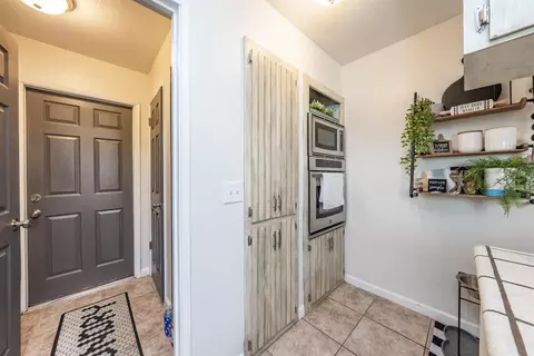 1010 Redwood Ln, Lemoore, CA 93245 photo 9